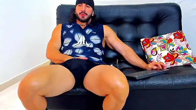 AlfredWalker online show from February 20, 1:13 pm