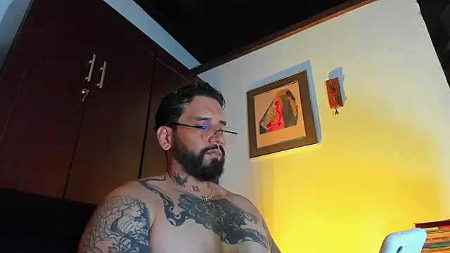 CamiloGray  online show from May 26, 2:35 pm