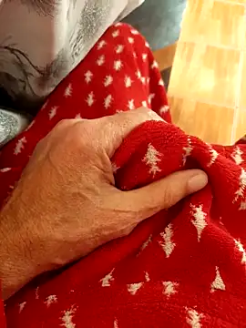 feet toes online show from April 27, 4:53 am