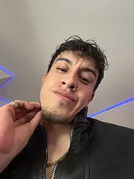 strongboy  online show from February 23, 6:09 pm