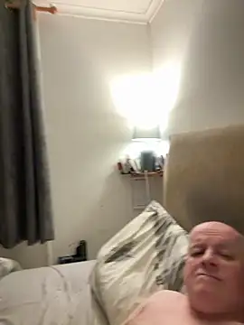 locallad88 online show from November 24, 4:41 pm