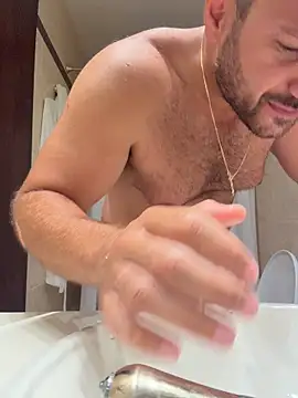 JonJ0 online show from March 16, 9:57 am