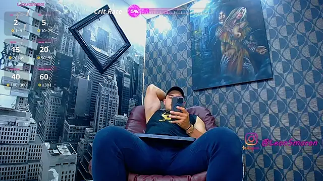 Leonsmoron online show from May 25, 1:56 am