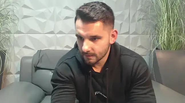 Antoniodiamond online show from December 18, 8:03 pm