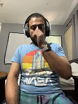 JayJayRod online show from December 18, 5:42 pm