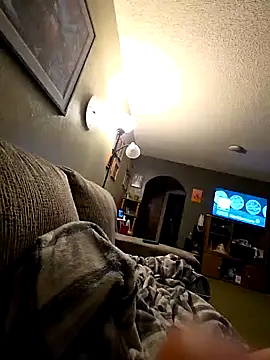 bigboldnpeirced online show from April 25, 9:45 am