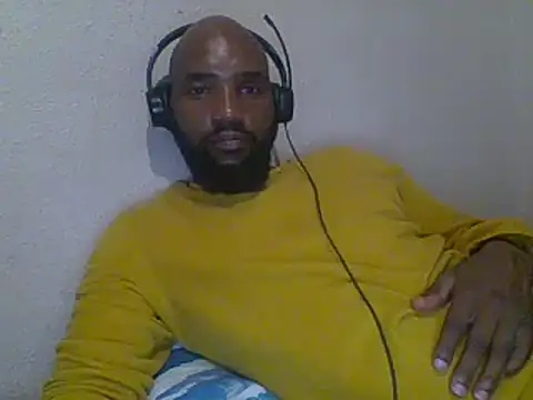 KAYBEEDEFREAK online show from February 13, 7:31 pm