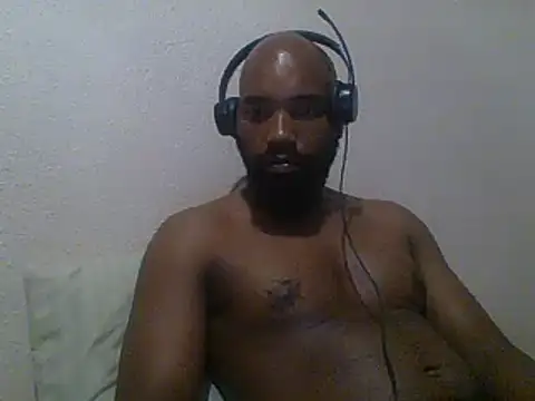 KAYBEEDEFREAK online show from January 11, 7:38 pm