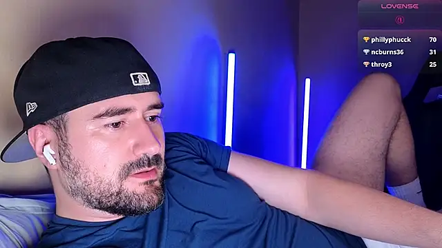 DominantTheo online show from April 17, 4:59 am