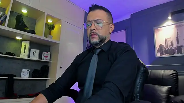 MrFrank tattoo online show from November 28, 12:18 pm