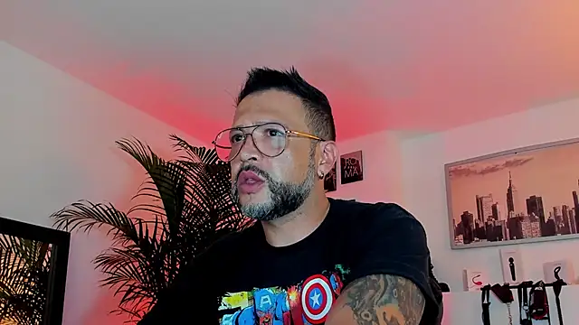 MrFrank tattoo online show from December 12, 12:27 am