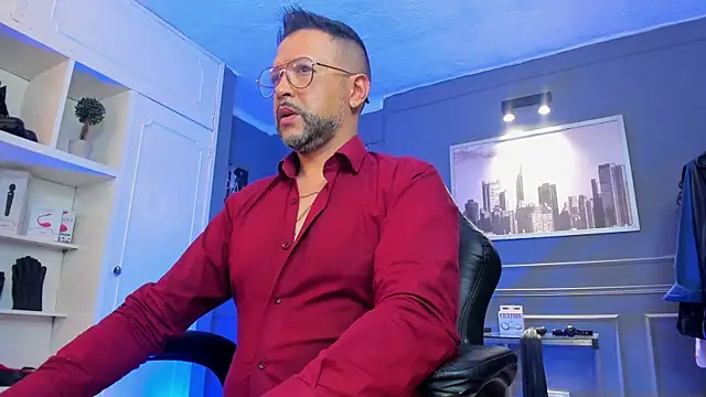 MrFrank tattoo online show from March 18, 4:39 pm