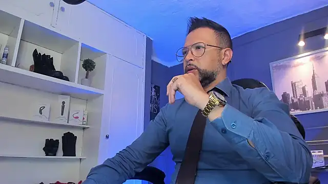 MrFrank tattoo online show from March 11, 12:17 pm