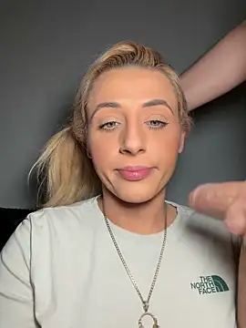 Strongqueen online show from January 18, 11:07 pm