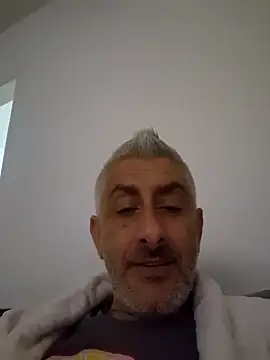 Snapshot of cuci45 chatting on October 15, 6:26 pm cuci45 online show from October 15, 6:26 pm
