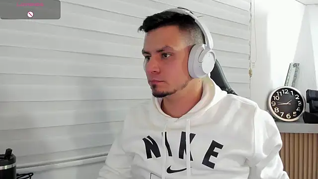 Rick Diesel  online show from February 5, 6:42 am