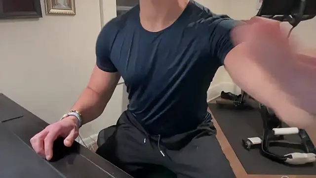 jj00889 online show from March 3, 7:17 am