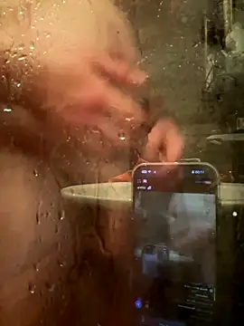 Lovetobenaked4u online show from December 2, 4:07 pm