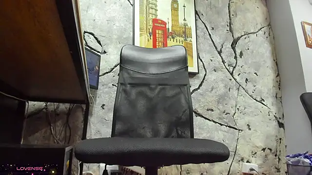 Maxi TheBigDaddy online show from December 2, 5:05 pm