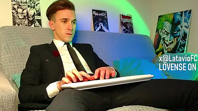 Midnighter  online show from April 9, 1:14 am