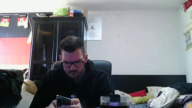 Die-geile-Sau online show from April 11, 12:31 pm