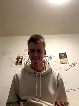 Toyjungee online show from December 14, 8:27 pm