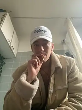 Toyjungee online show from November 23, 1:33 pm