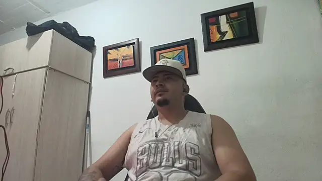 myke andrade online show from November 6, 1:19 am