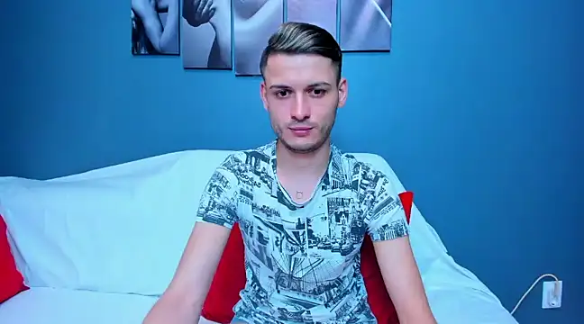 andboyfor6 online show from January 29, 12:43 am