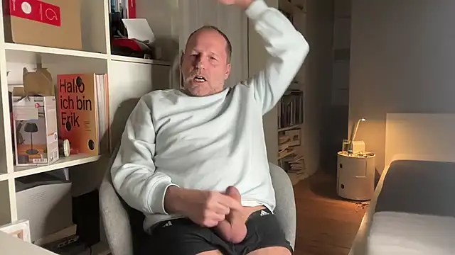 drefman online show from February 13, 8:36 pm