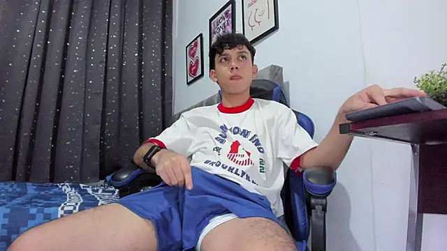 The skinnyguys online show from November 2, 11:09 pm