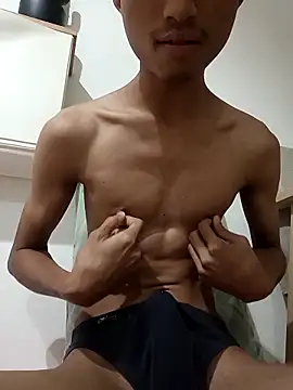 Hunter Hault online show from September 20, 5:13 pm