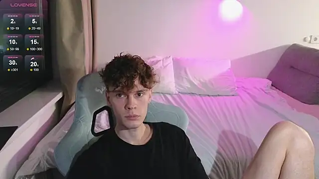 cute thomas online show from July 22, 8:12 pm