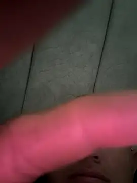 Snapshot of erickvnzl11 chatting on October 28, 4:09 pm erickvnzl11 online show from October 28, 4:09 pm