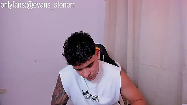 Evan stoner online show from May 4, 3:41 am