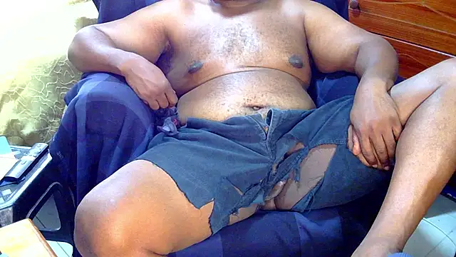 CharlesBlk79  online show from February 25, 10:38 am