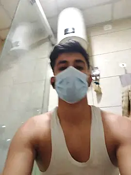 Snapshot of bigdickfuckuu chatting on September 25, 6:40 pm bigdickfuckuu online show from September 25, 6:40 pm