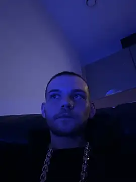 Z1uk online show from June 3, 10:26 pm