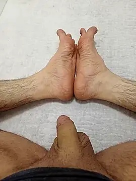 Hardapple01 online show from February 15, 8:39 pm