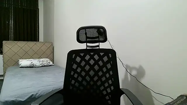 tgltplsr online show from February 4, 12:16 am