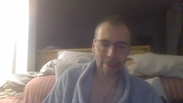 Snapshot of ptitcanard60600 chatting on October 5, 11:09 pm ptitcanard60600 online show from October 5, 11:09 pm