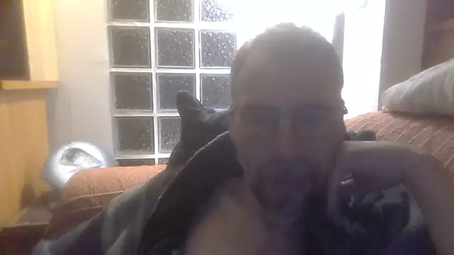 Snapshot of ptitcanard60600 chatting on October 19, 10:13 pm ptitcanard60600 online show from October 19, 10:13 pm