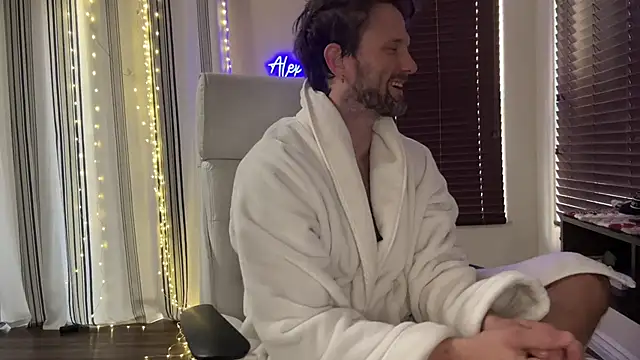 alexmannd online show from October 3, 4:12 pm