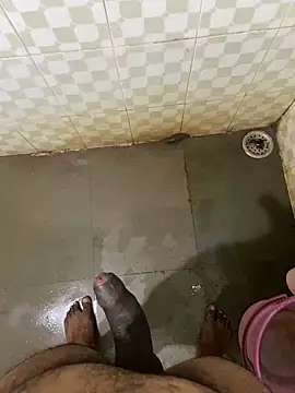 Snapshot of Honeydick7 chatting on December 19, 5:51 am Honeydick7 online show from December 19, 5:51 am