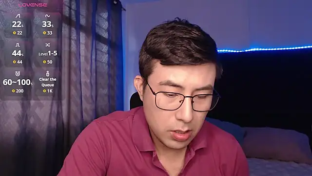 andrewmhilton  online show from April 16, 10:01 pm