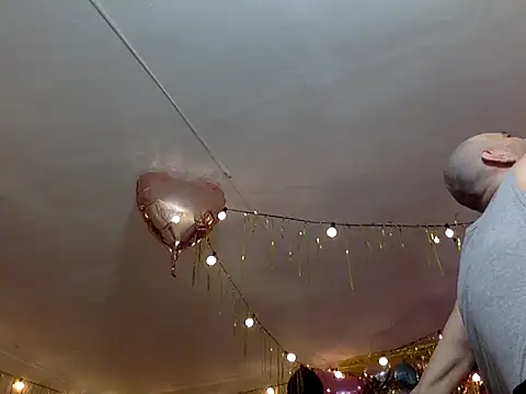 HandsomeAlfie online show from March 11, 2:07 am