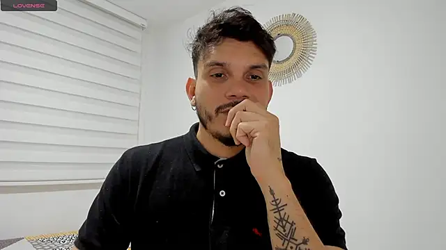 Snapshot of alejandro_stark chatting on December 13, 3:16 am alejandro stark online show from December 13, 3:16 am