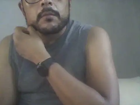 Gdlgayclouds online show from October 27, 11:29 pm