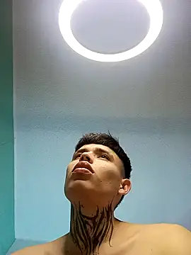 Snapshot of _justinmoon2 chatting on February 22, 9:10 pm  justinmoon2 online show from February 22, 9:10 pm