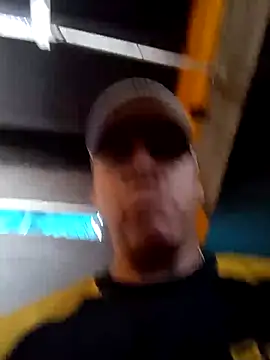 will1980 online show from February 10, 3:17 pm